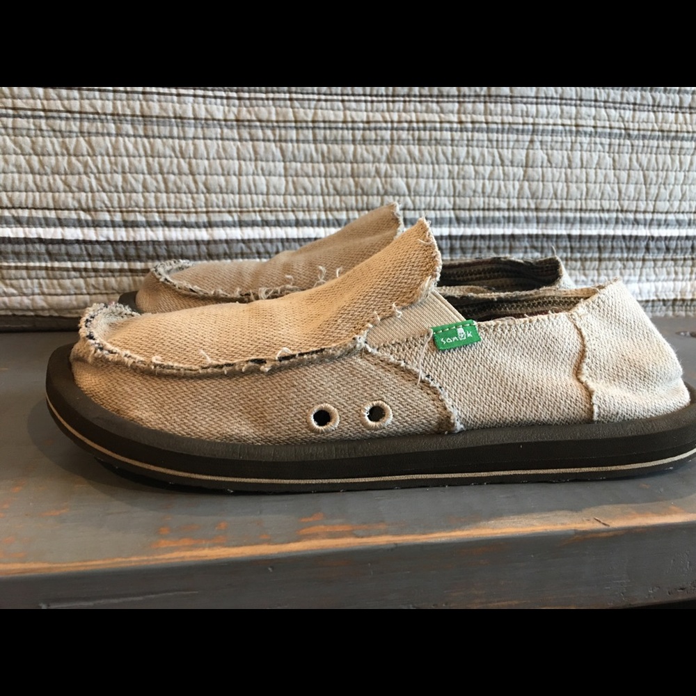 Sanuk Loafer slip ons